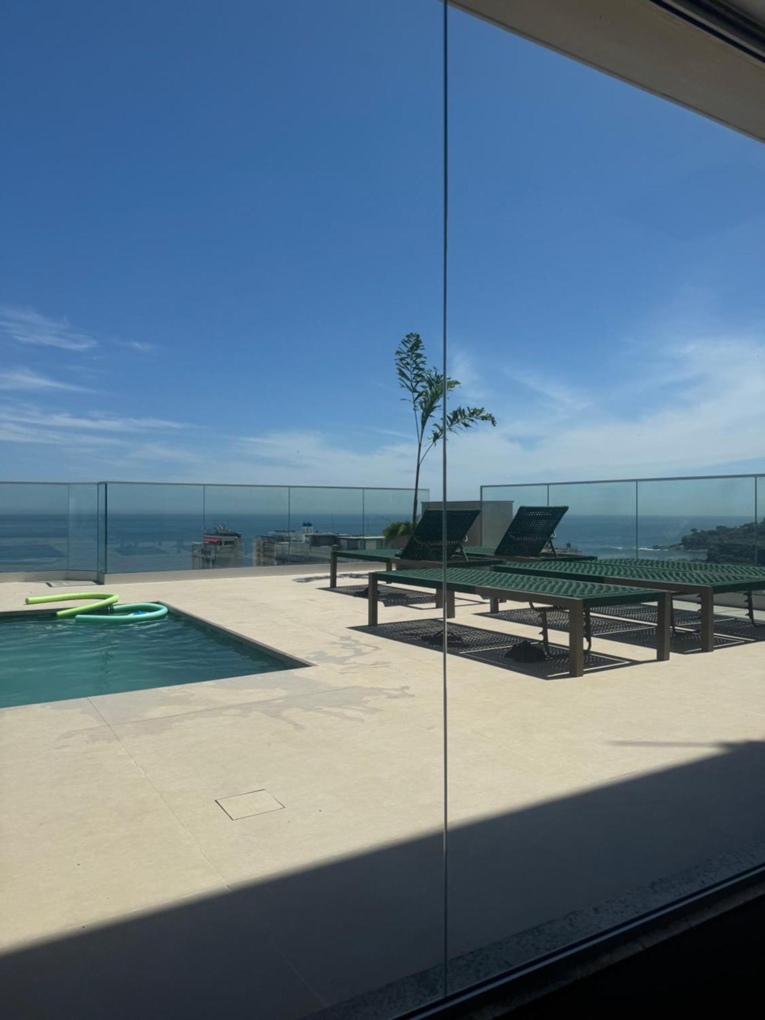 Vista Mar No Flat Leblon Com Piscina, Academia, Garagem E Arrumacao Diaria By Tata Apartahotel *
